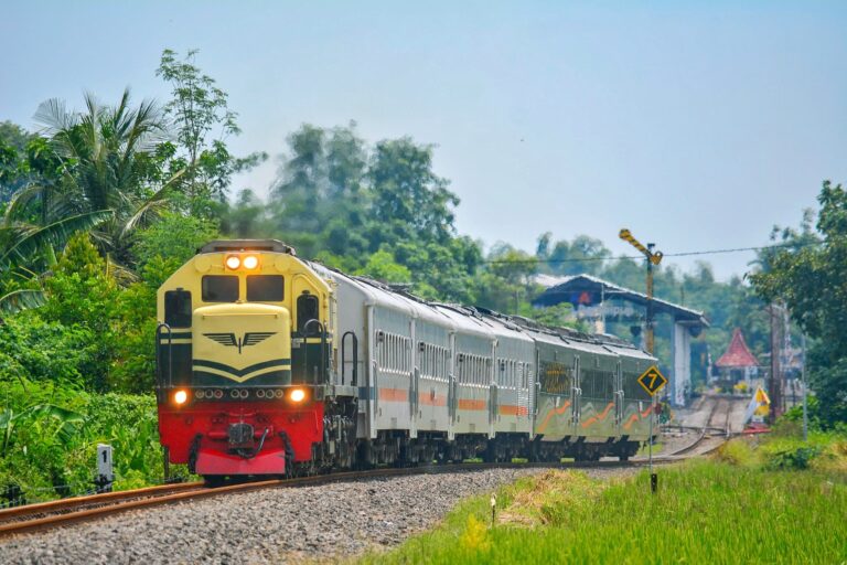 KAI-Senyum-Penumpang-2-3