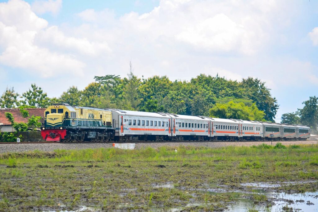 KAI-Senyum-Penumpang-3-3