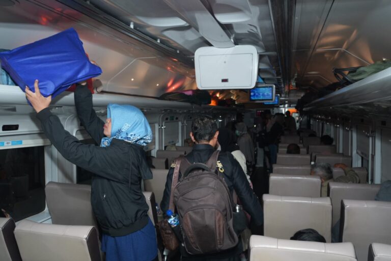 40.678-Tempat-Duduk-Tersedia-2-10