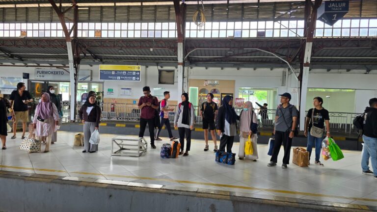 KAI-Kepadatan-Penumpang-2-2